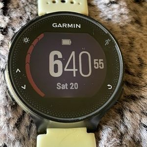 Garmin Forerunner 235 Running Watch